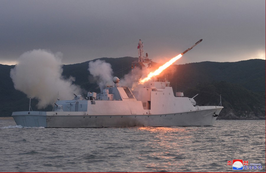 朝鮮新型隱身護衛艦高清照首次公開，配備戰略巡航導彈(1) 