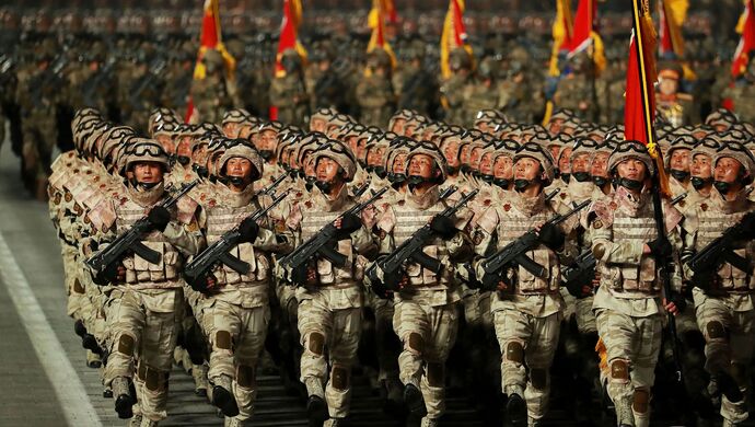 朝鮮舉行閱兵式，慶祝朝鮮祖國解放戰爭勝利70周年(1) 